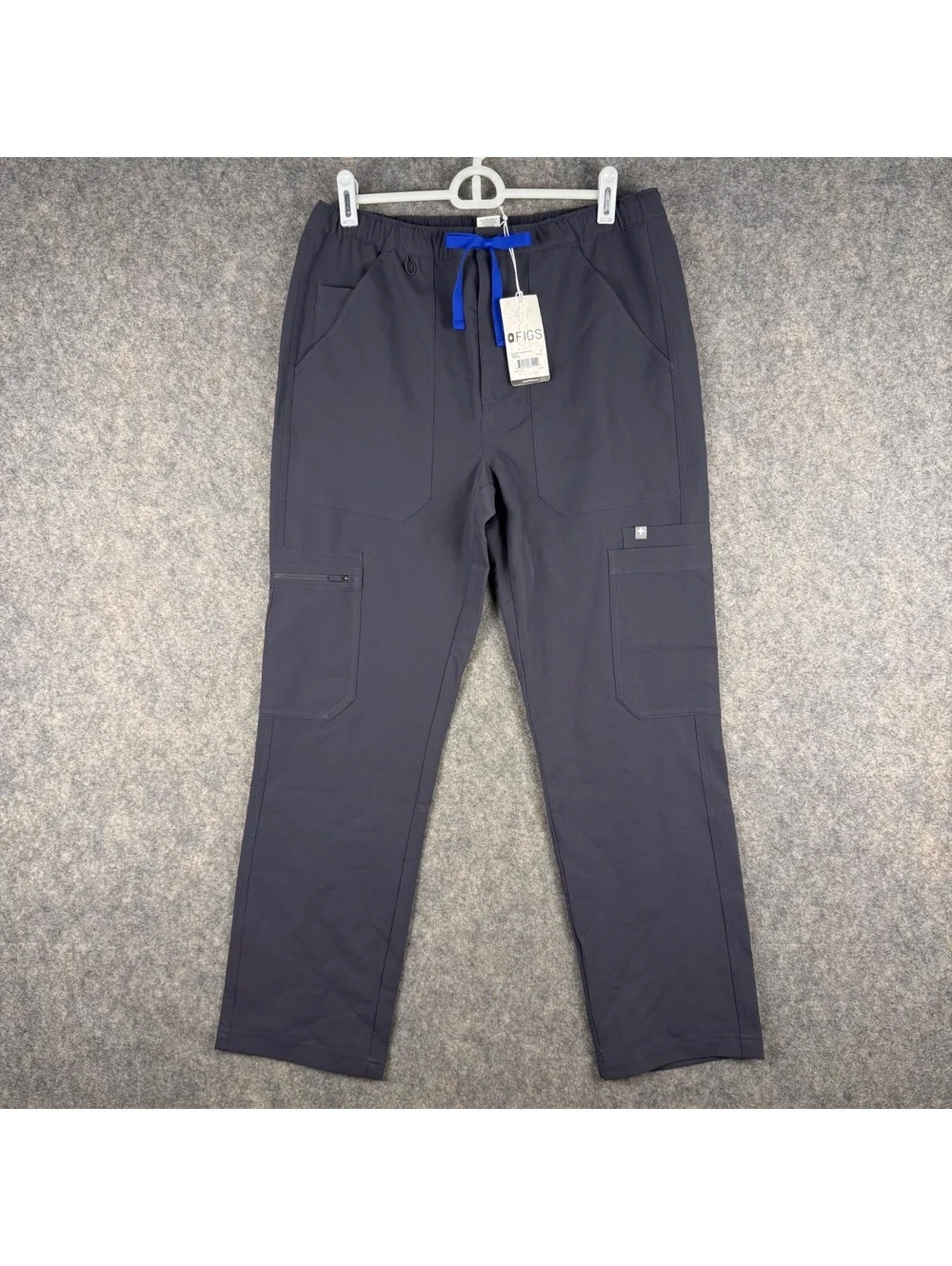 FIGS Cairo Straight Leg Cargo Scrub Pants Charcoal Gray Men’s Small 28” NWT 282
